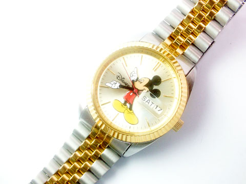 ＭＩＣＫＥＹ　ＷＡＴＣＨ