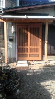 玄関庇！ 2011/04/20 17:42:49