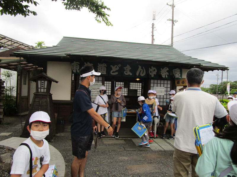 袋井西小学校６年生「歴史探検２０２２」