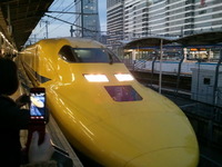 黄色の新幹線 2012/01/17 17:51:22