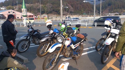 林道ツーリングのはずが…