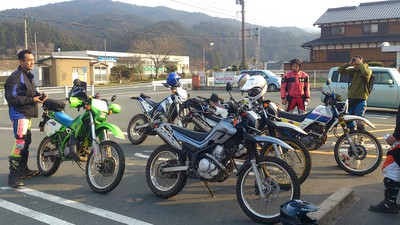 林道ツーリングのはずが…