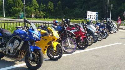 マッタリとツーリングです。