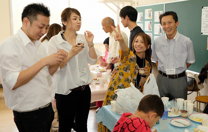 第5回 浜調同窓会 懇親パーティーが行われました たくさんの卒業生が集まってきてくれました 浜松調理菓子専門学校同窓会webサイト