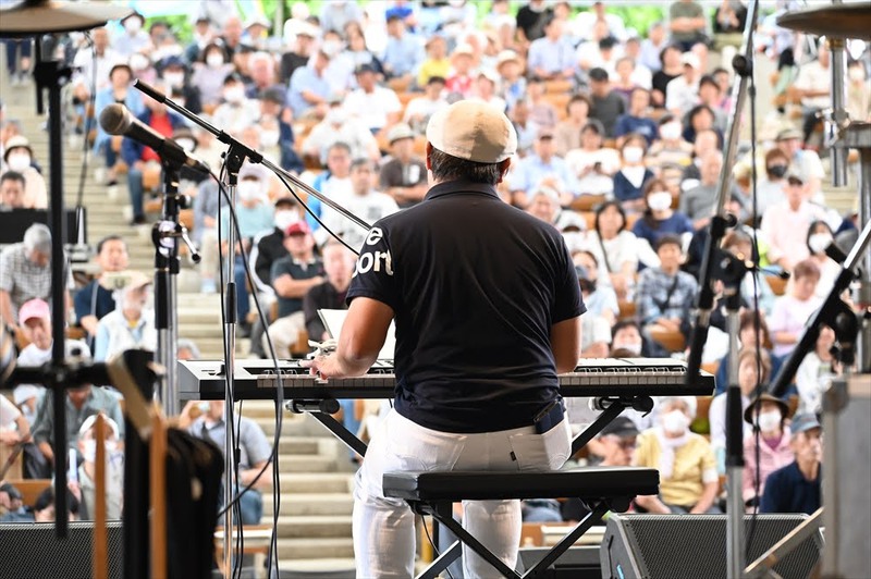 １０組目は、やまちゃん　第一回浜名湖フォークフェスティバル