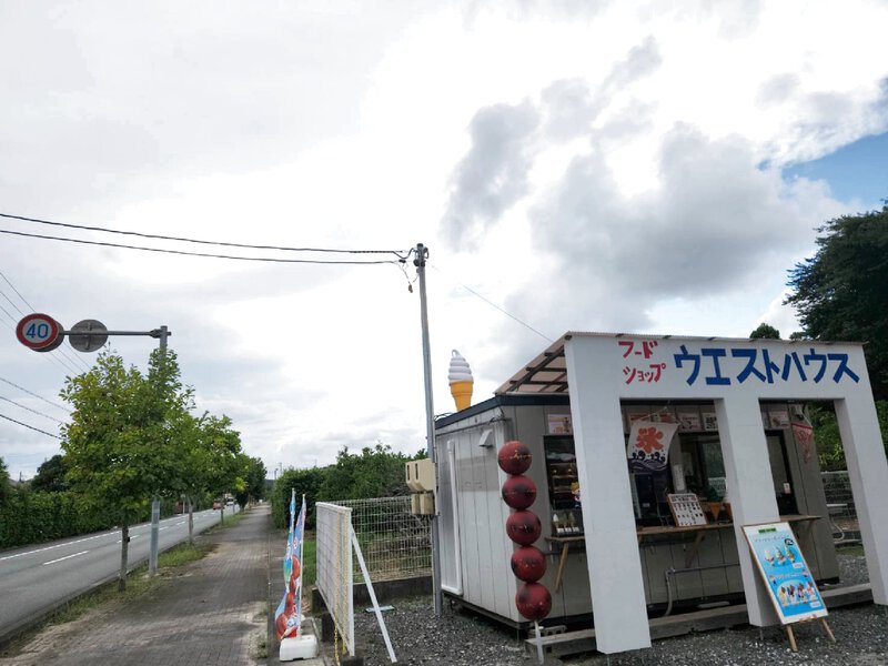 かげろうリーダー桧ヒデアキさんのフードショップウェストハウスでポスター掲示！