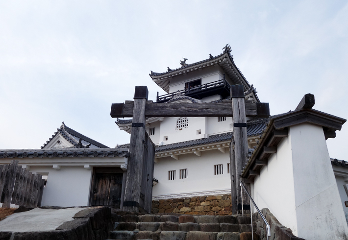 【女孩輕旅行】周遊東海名城「掛川城」重回歷史現場｜參訪袋井「可睡齋」日本最大規模女兒節慶典Part two