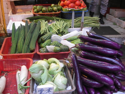 香港市街地を歩く（市場の野菜編）