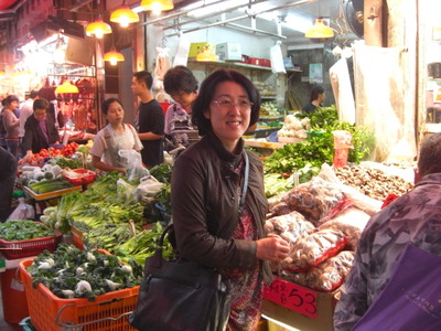 香港市街地を歩く（市場の野菜編）