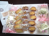 お歳暮用の焼き菓子セットが全国に！ 2013/12/09 18:20:34