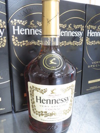Hennessyのブランデー到着 2014/09/20 11:30:56