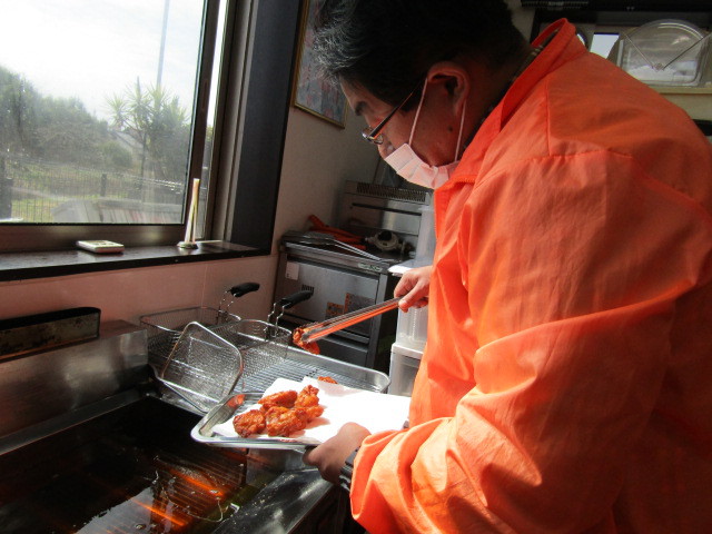 揚げ物大好きはんくろう屋台村