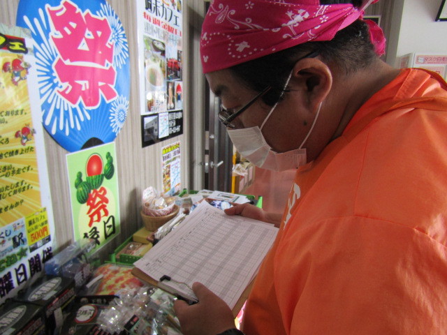 揚げ物大好きはんくろう屋台村本日はんくろうDAY