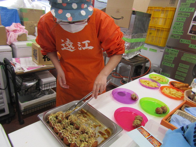 揚げ物大好きはんくろう屋台村