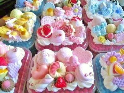 スイーツデコの『Happy Strawberry』