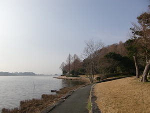佐鳴湖