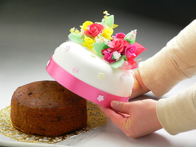 当店独自のフルーツケーキ