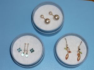 ピアス　２
