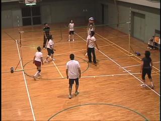 ソフトバレーでバレエ?