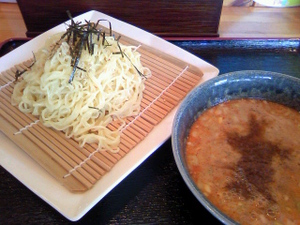 虎若さん