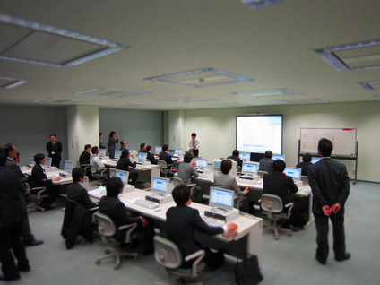 前期入会式にて２０名が仲間入りしました！