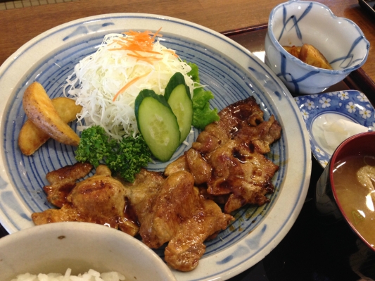 カフェレイ　　大正館　　さんで　　ランチ　☆
