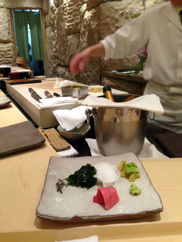 鮨処　　いし原　　さん　　で　　昼食　　☆