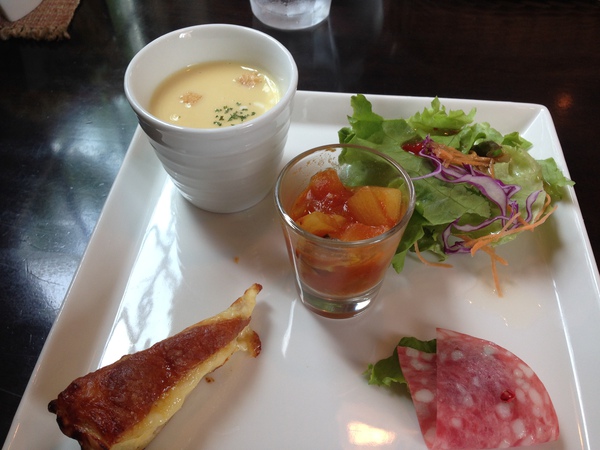 洋食　キッチン　Ｈｉｒｏ　　さん　で　ランチ　☆
