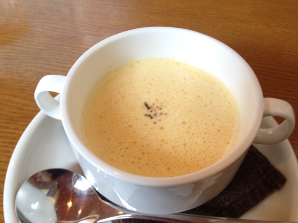 グリル　ヒネもス さん　　で　　ランチ　☆