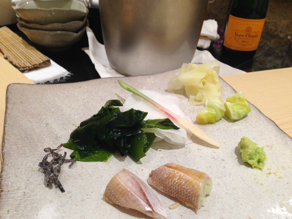 鮨処　　いし原　　さん　　で　　昼食　　☆