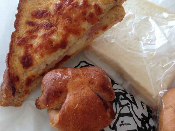 ｂｒｅａｄｗｏｒｋｓ　　さん　で　パ　パンが　パン　☆