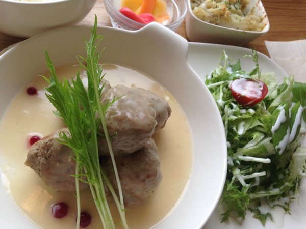 雑貨　カフェ　　ｂｉｒｃｈ　　さん　で　　ランチ　☆