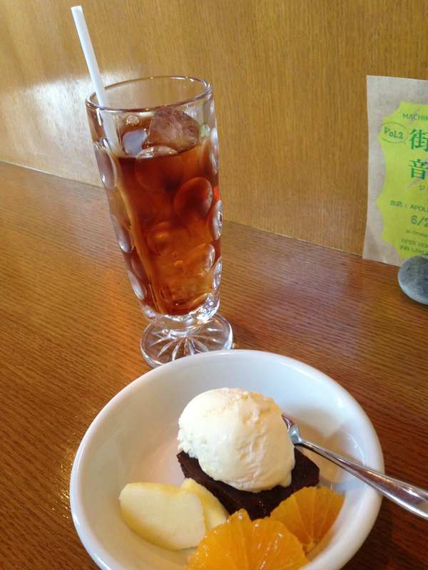 グリル　　ヒネもス　さん　で　　ランチ　☆
