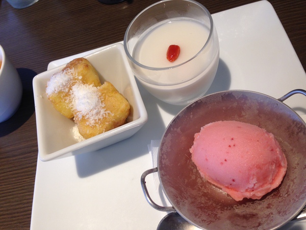 四川飯荘　　尾林　さん　で　ランチ　　☆