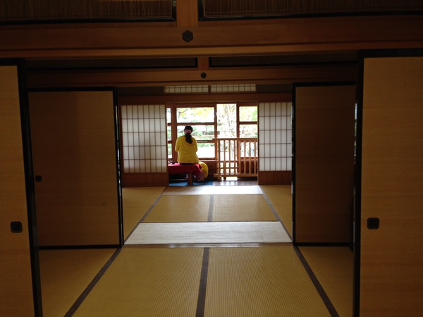 由比本陣記念館　　「　御幸亭　」　　へも　☆