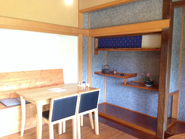 手打ち十割蕎麦の店　　ひねもす　さん　　☆