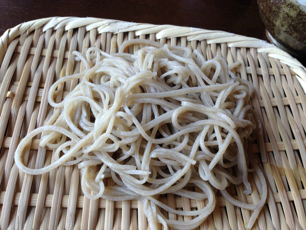 手打ち十割蕎麦の店　　ひねもす　さん　　☆