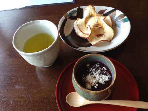 手打ち十割蕎麦の店　　ひねもす　さん　　☆