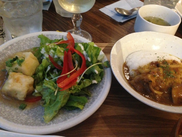 猿　Ｃａｆｅ　　さん　で　ランチ　☆