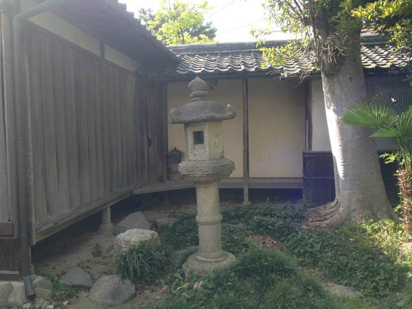 テクテク　と　　本居宣長旧宅跡　☆