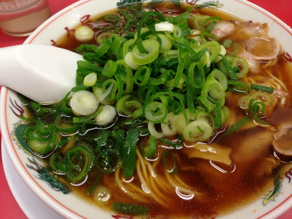 ラーメン　魅力屋　（　かいりきや　）さんで　〆！