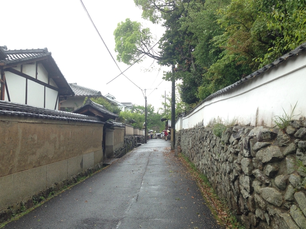 新薬師寺　　から　　十輪寺　　テクテク　☆