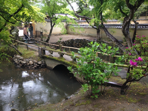 新薬師寺　　から　　十輪寺　　テクテク　☆