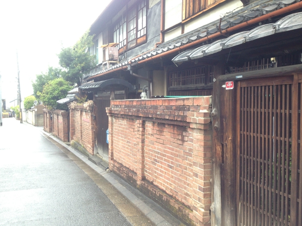 新薬師寺　　から　　十輪寺　　テクテク　☆