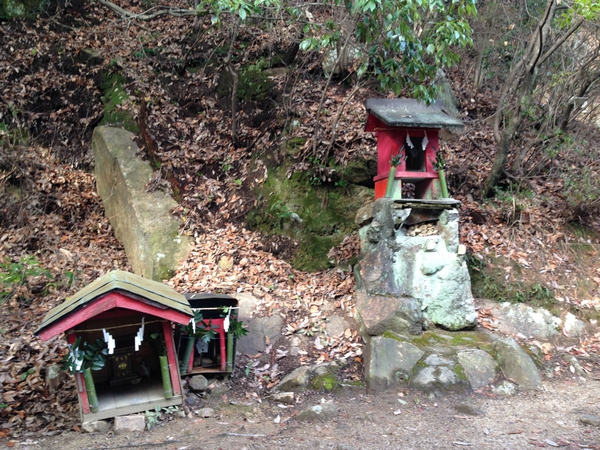金光稲荷神社　　　行ってきた　　☆