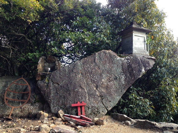 金光稲荷神社　　　行ってきた　　☆