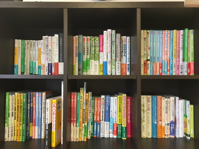 Book Cafe Co-Necco　（こねっこ）