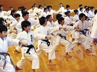 空手は武道の生涯学習!!