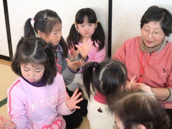 北部地区　サロンと保育園の交流会　
