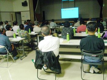 福祉委員会にて　地区社協について研修